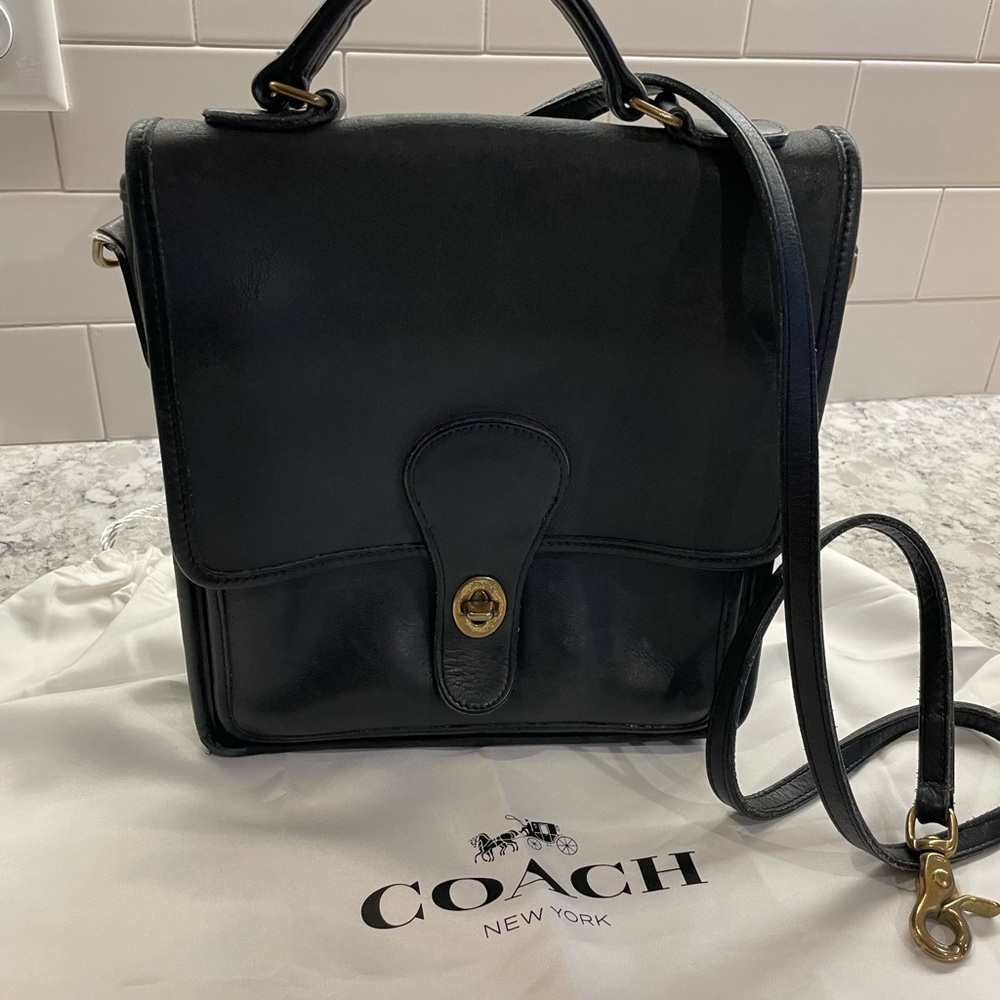 Vintage Coach Willis bag in black smooth leather